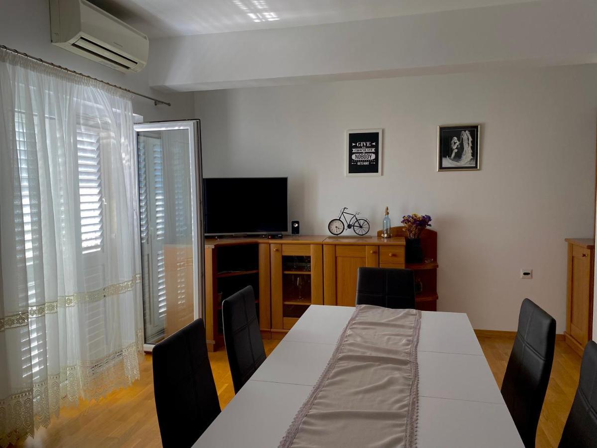 Апартаменты Apartman Nives Трогир Экстерьер фото